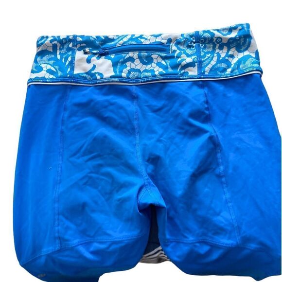 Lululemon size 8 Capri 18” inseam yoga pants turquoise blue. - Picture 7 of 9